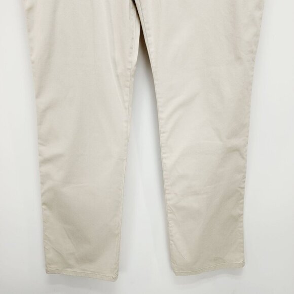 Lee chino pants Womens Relaxed Fit Straight Leg Mid Rise Size 14 Long beige - Picture 8 of 12